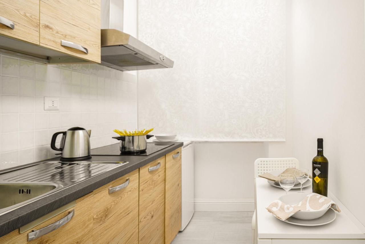 Atena Rooms 칼리아리 외부 사진